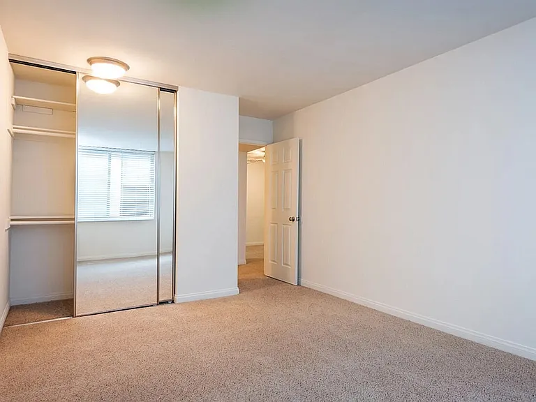 220 Orange Ave — Photo 8