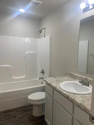 3520 Edinburgh Dr Photo 1