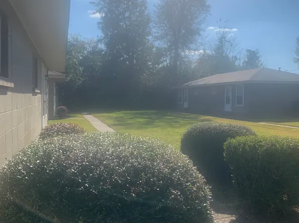 204 Boxtel St #A, Petal, MS 39465