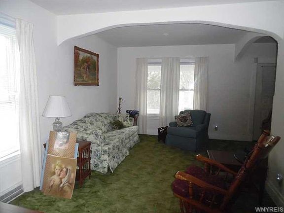 4th image of 2406 Whitney Ave