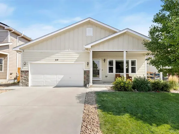 219 Valley Avenue, Lochbuie, CO 80603