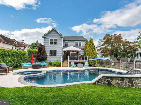 102 E Cuthbert Blvd, Haddon Township, NJ 08108