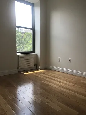 Rented by Gazal International Brokerage Group | media 25