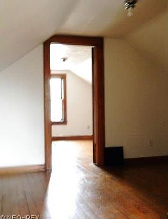 3rd image of 1511 Beall Ave Unit 1/2