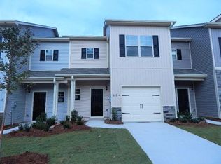 684 Oakside Pl, Acworth, GA 30102
