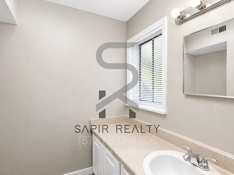 2055 Alison Ct SW #3 — Photo 11