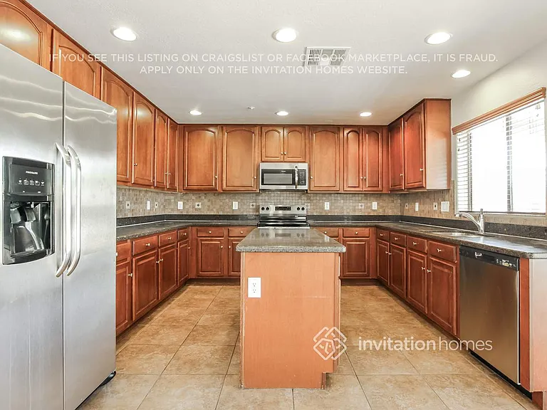 12794 W Pasaro Dr — Photo 6