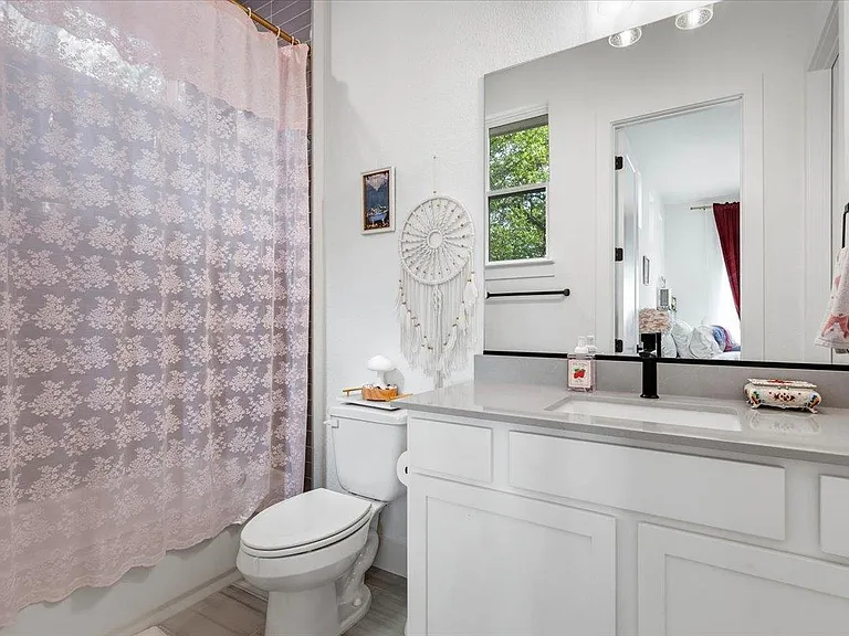 101 Onion Creek Ln — Photo 25