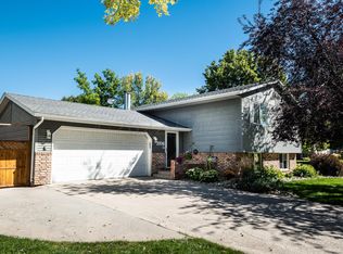 2706 Spruce Ln, Moorhead, MN 56560