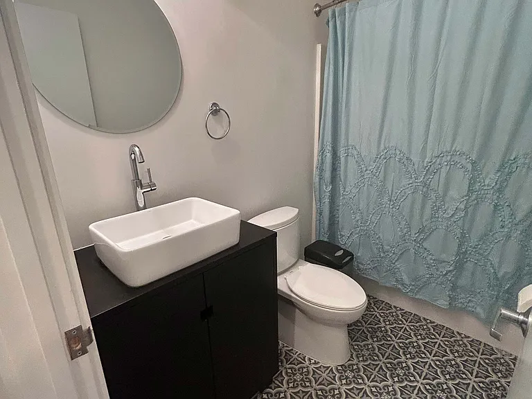 121 Penick Ct — Photo 57