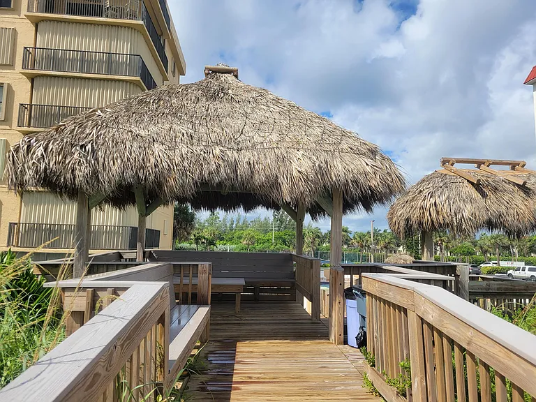 10152 S Ocean Dr #418B — Photo 32