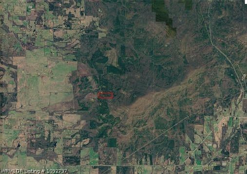 3rd image of Sanders Hill Rd