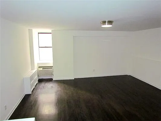 Rented by Mirador Real Estate | media 13