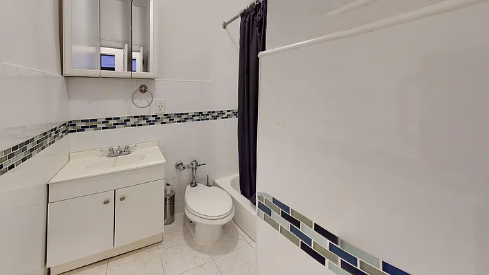 Rented by Bond New York | media 15