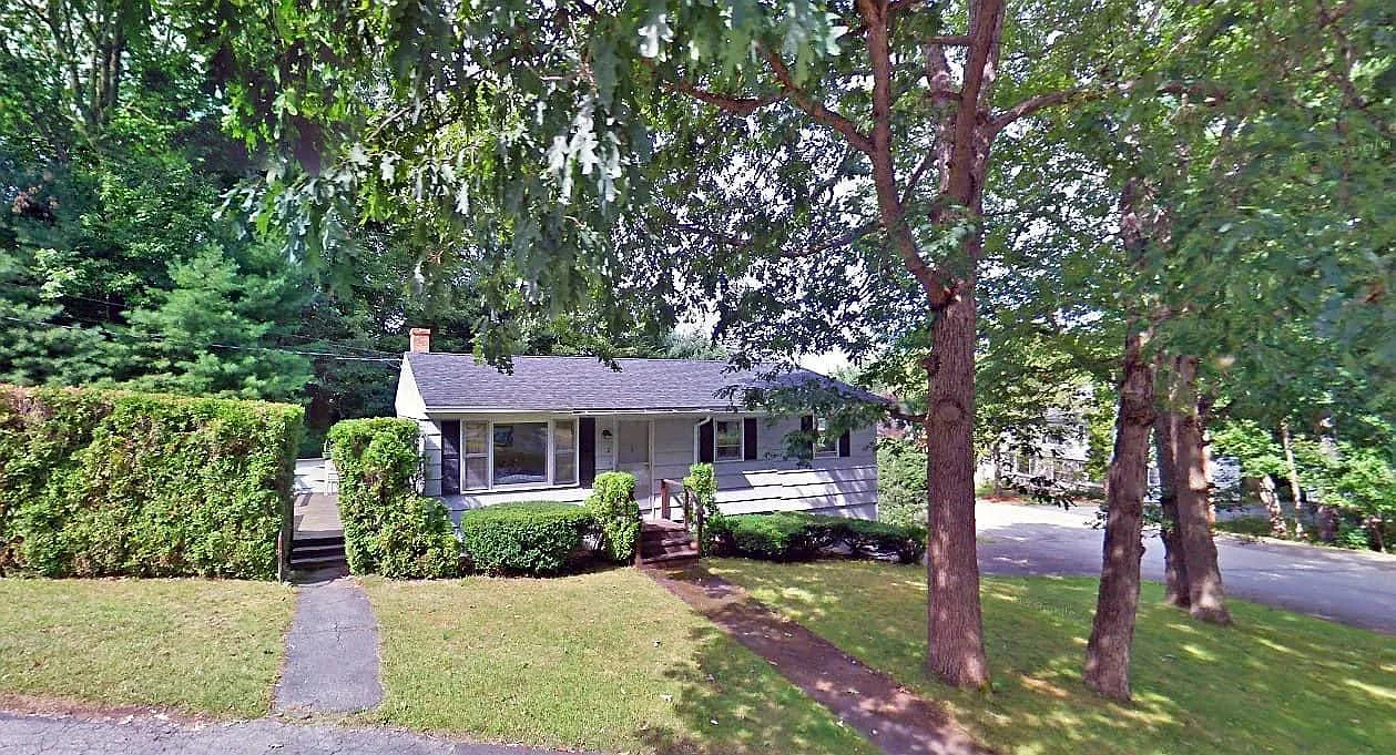 3 bed, 1100 sqft, $2,000 — Photo 1
