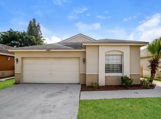 333 W Riverbend Dr, Fort Lauderdale, FL 33326