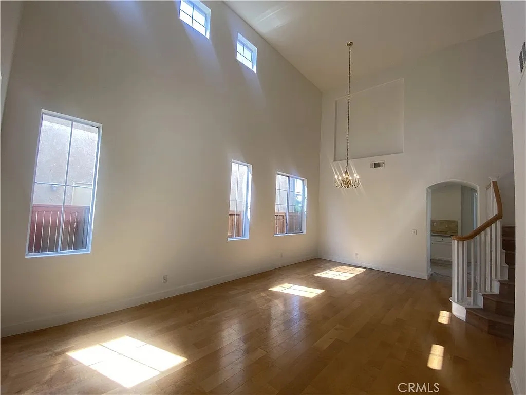 Building Photo - 4346 Saint Andrews Dr