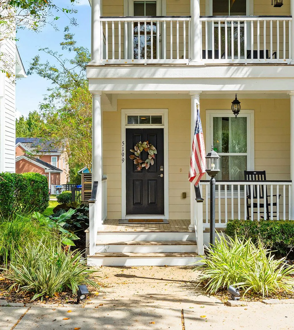 3 bed, $6,000 — Photo 3