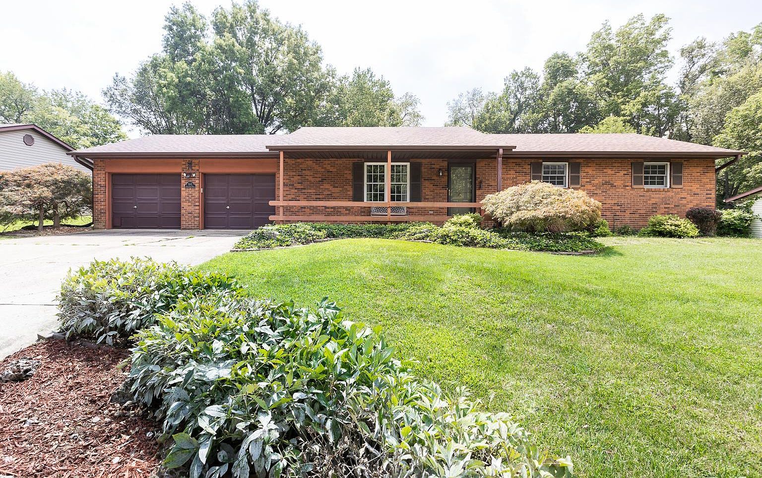 943 Olde Farm Rd, Troy, IL 62294 Zillow