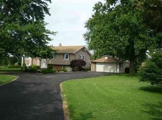 6023 221st St N, Port Byron, IL 61275