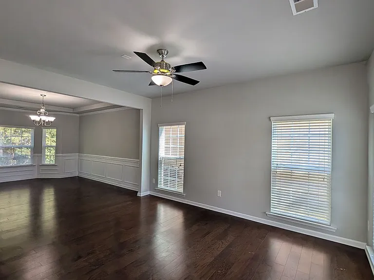 4848 Pepper Dr — Photo 4