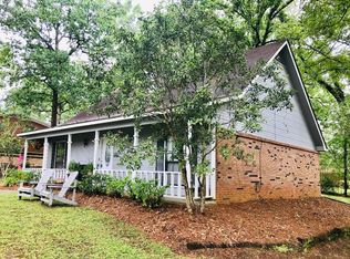 905 Chippewah Dr, Laurel, MS 39440