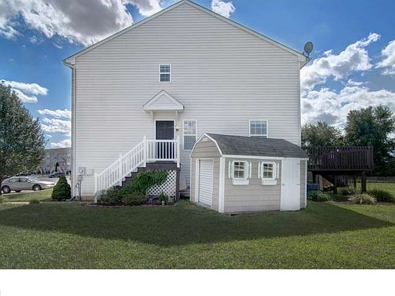 3rd image of 130 Liborio Dr