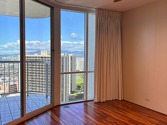 3rd image of 1212 Nuuanu Ave APT 2307