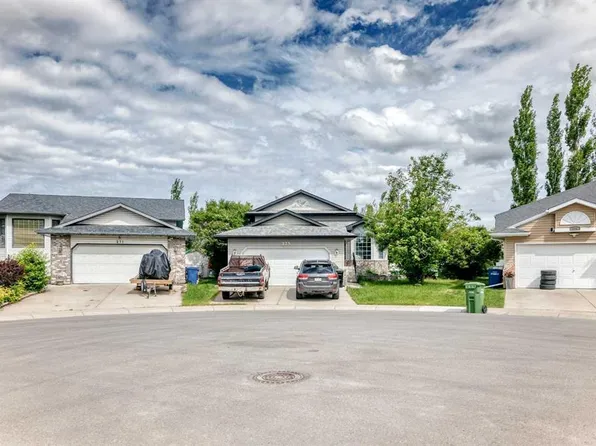 275 N 6th Ave NW, Airdrie, AB T4B 2H9