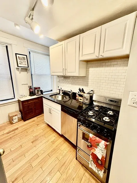 Building Photo - 22 Stillman St #4