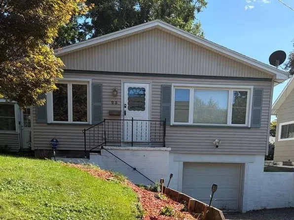 23 Broderick Dr, Rochester, NY 14622