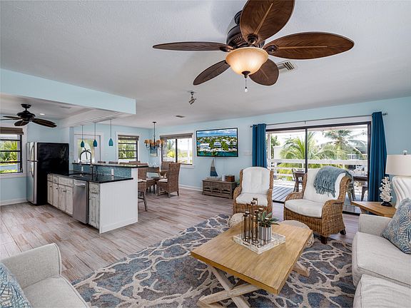 5th image of 27416 Cayman Ln