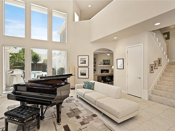 4th image of 5504 Lindsey Dr
