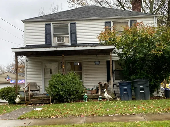 1540 Sunset Ave, Akron, OH 44301