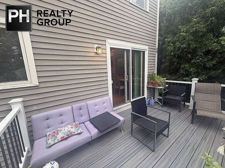87 Pleasant St #1A — Photo 10
