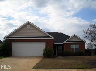 312 Manchester Ln, Byron, GA 31008