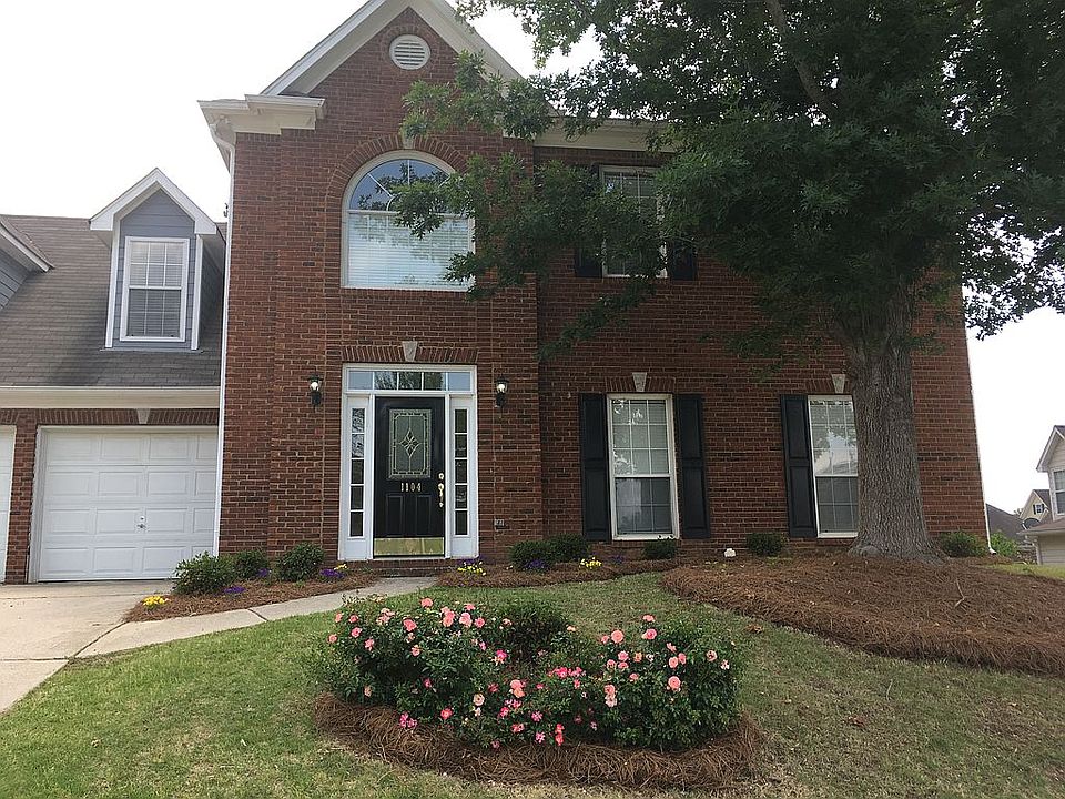 1104 Colony Trail