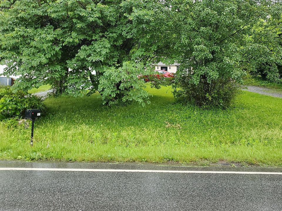 1st image of 2025 Lakeside Dr