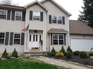 785 Feura Bush Rd, Delmar, NY 12054