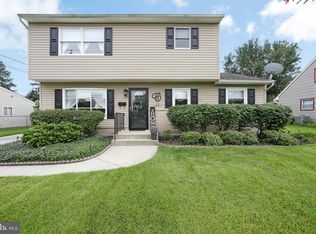 22 Boswell Rd, Marlton, NJ 08053