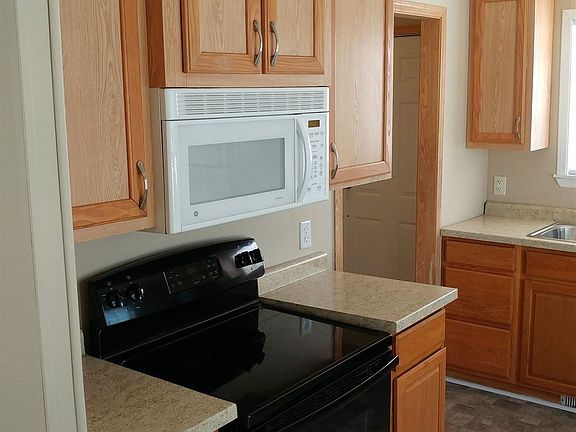 3rd image of 47 Apple Ln