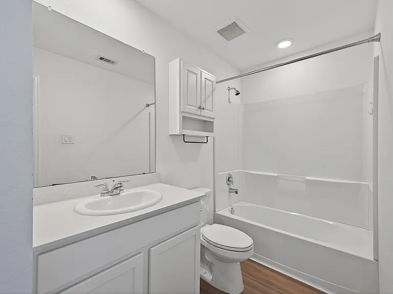 1519 Twilight Green Dr — Photo 33