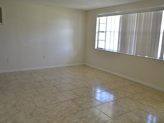 5th image of 6336 Kathleen Dr