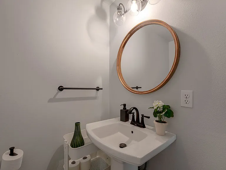 7941 SE Southworth Dr — Photo 21