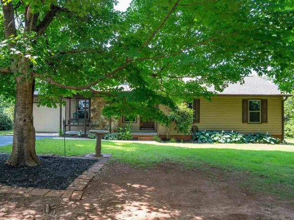 561 Kent St, Spartanburg, SC 29301