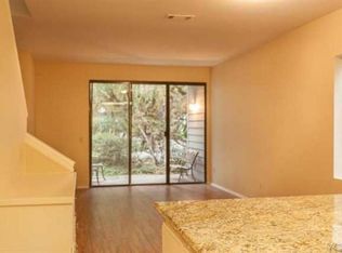 745 Arneill Rd, Camarillo, CA 93010