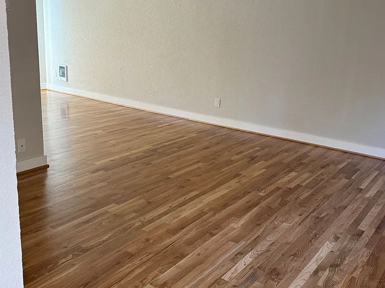 10317 NE Hoyt St — Photo 14