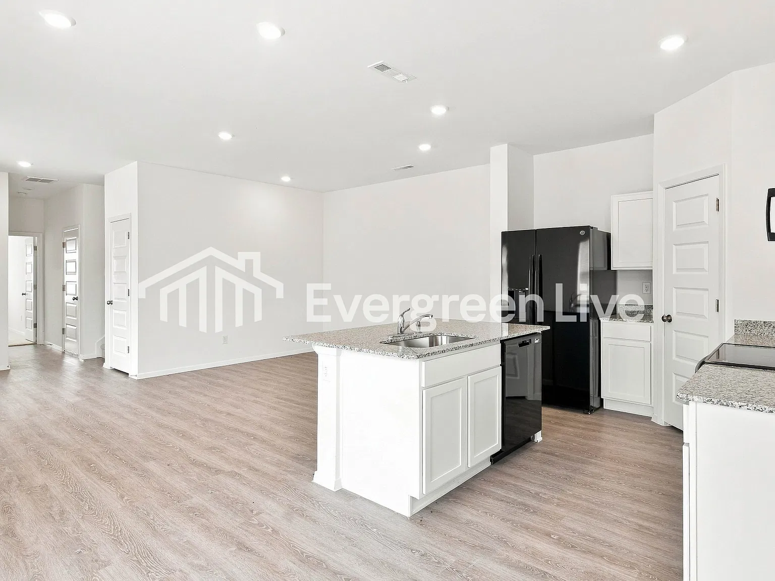 3 bed, 3.0 bath, 1430 sqft, $1,230 — Photo 3