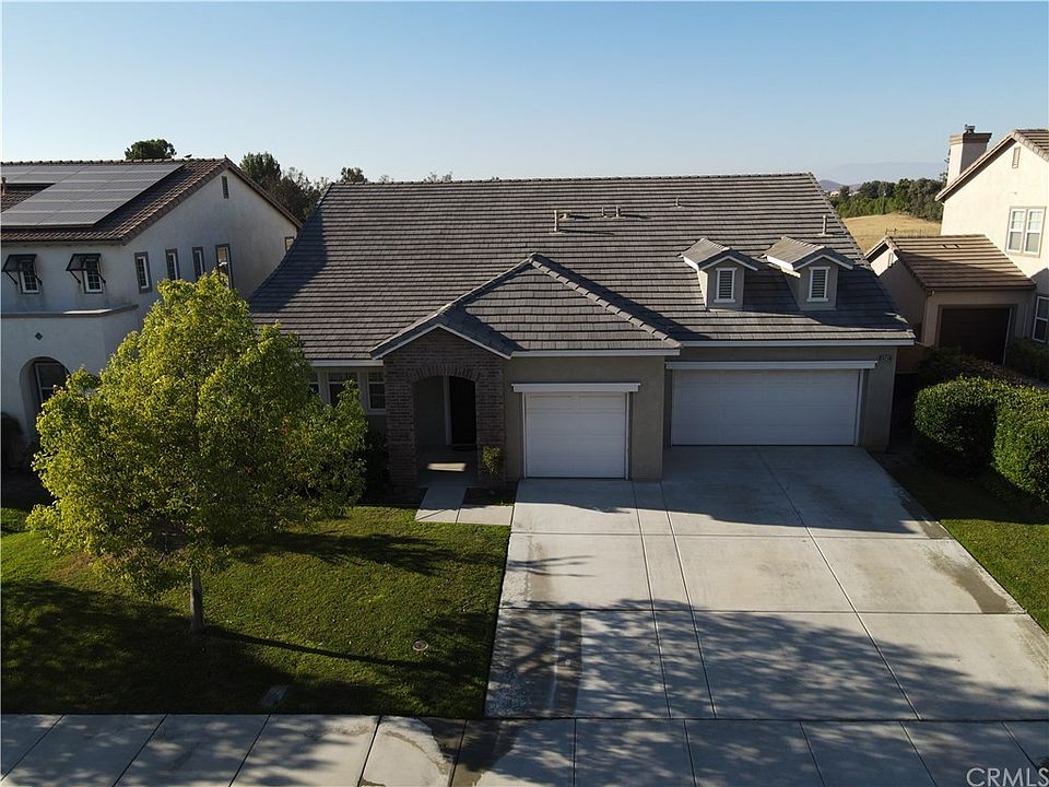 1st image of 30250 Trois Valley St