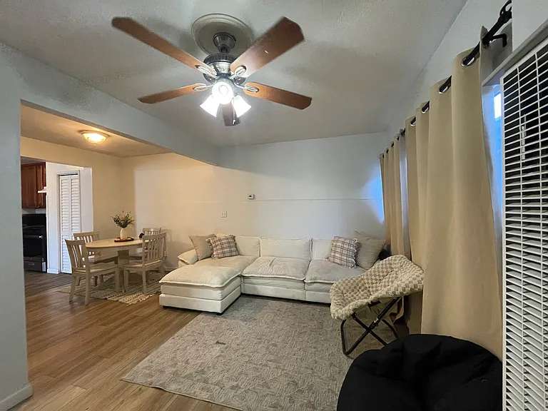 1513 Fir Ave — Photo 9
